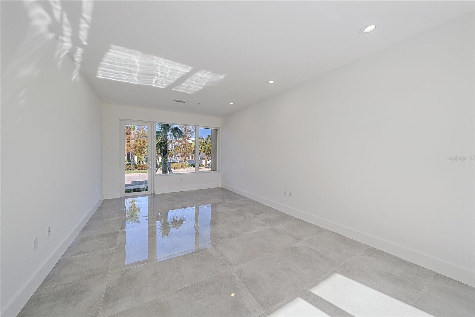 Townhouse at 1720 ALDERMAN ST, SARASOTA, photo 37 of 48