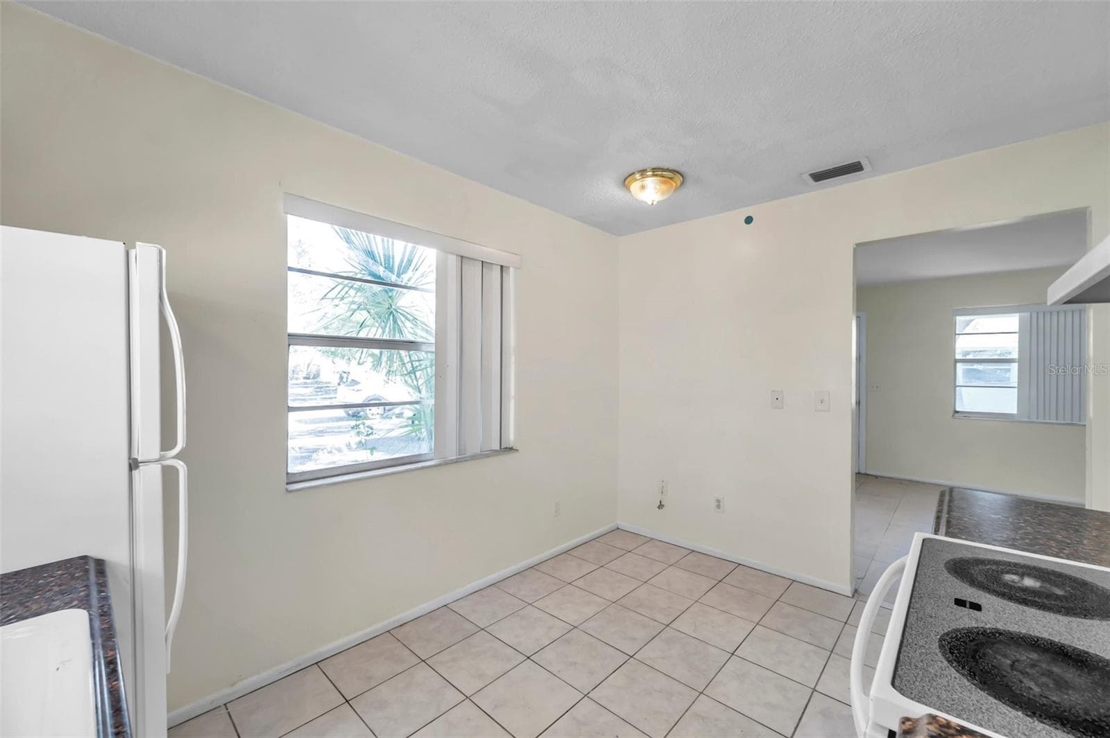 Duplex at 1005 LAKE PALMS DR, LARGO, photo 9 of 11
