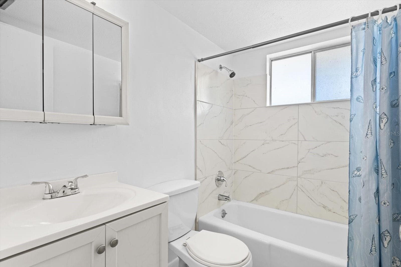 Condominium at 5902 GARDEN LN #A24, BRADENTON, photo 19 of 34