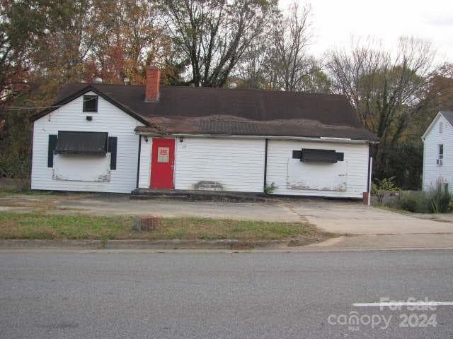 617 E GARRISON Boulevard