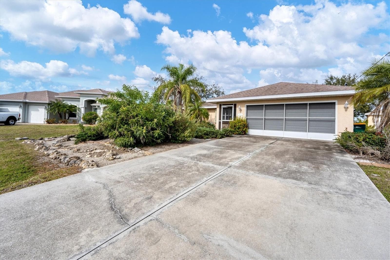 Single Family Residence at 15500 LONGVIEW RD, PORT CHARLOTTE, photo 6 of 42