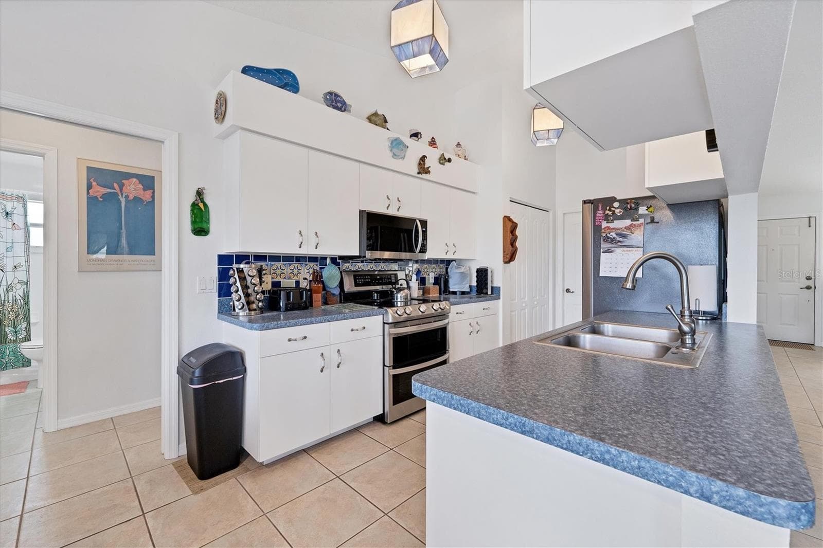 Single Family Residence at 15500 LONGVIEW RD, PORT CHARLOTTE, photo 13 of 42