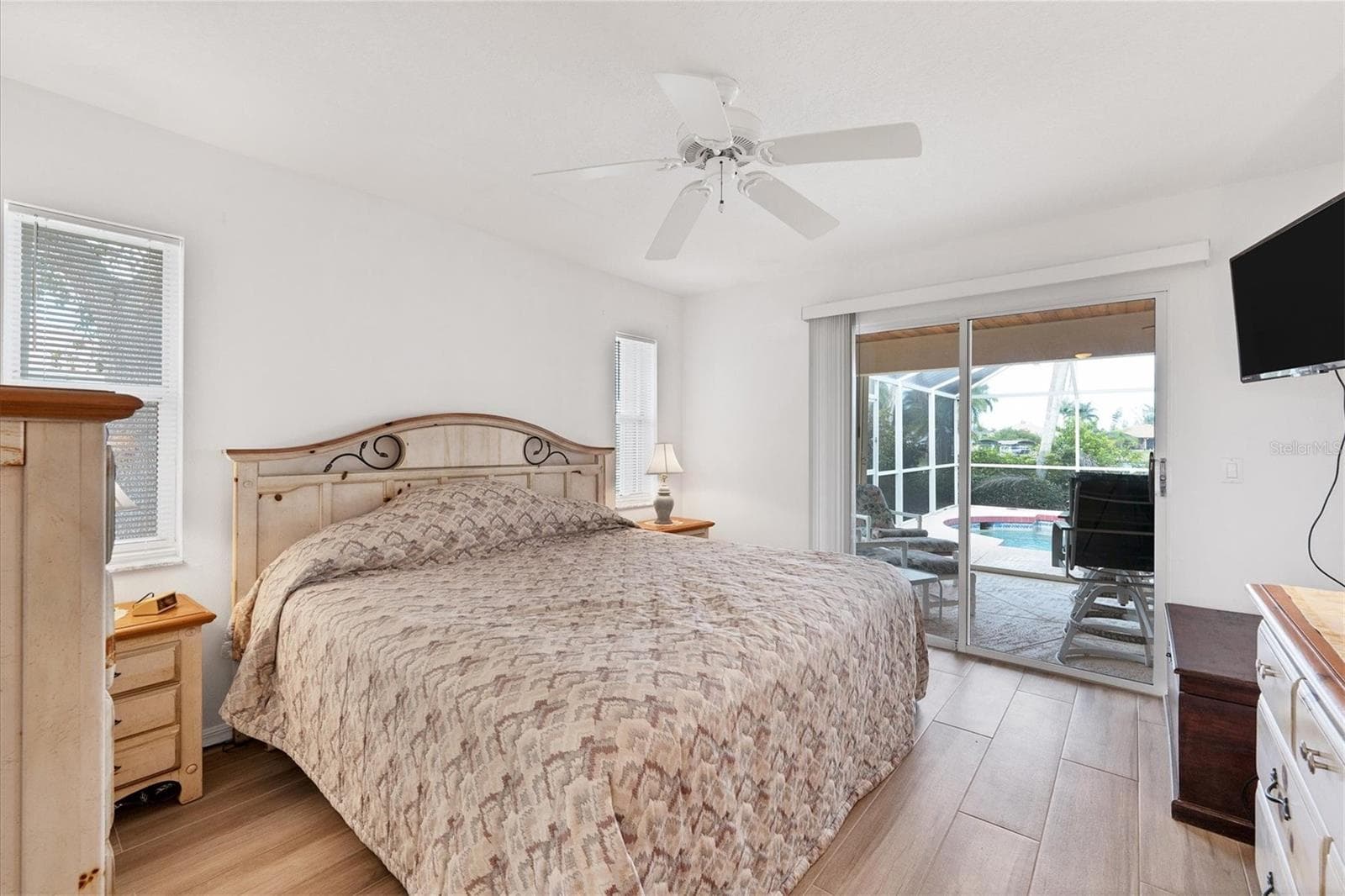 Single Family Residence at 15500 LONGVIEW RD, PORT CHARLOTTE, photo 19 of 42