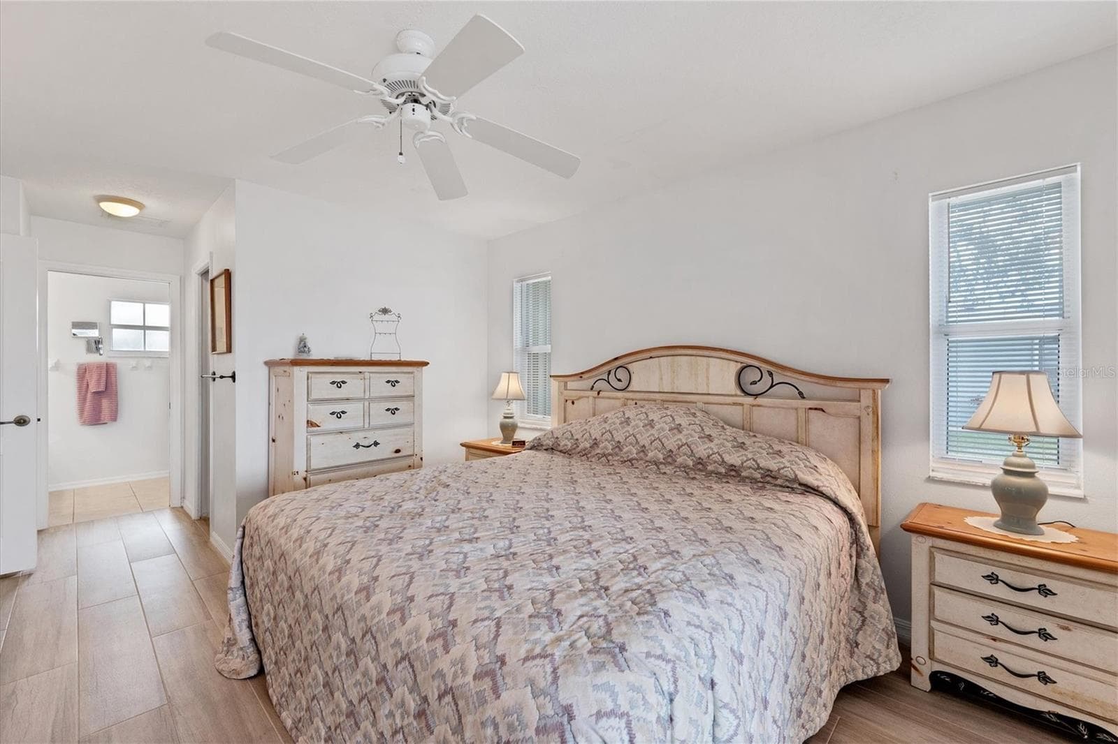 Single Family Residence at 15500 LONGVIEW RD, PORT CHARLOTTE, photo 20 of 42