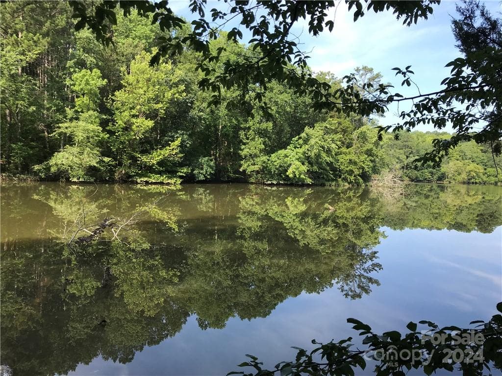 Lot at 2793 Catawba Road, Great Falls, photo 2 of 14