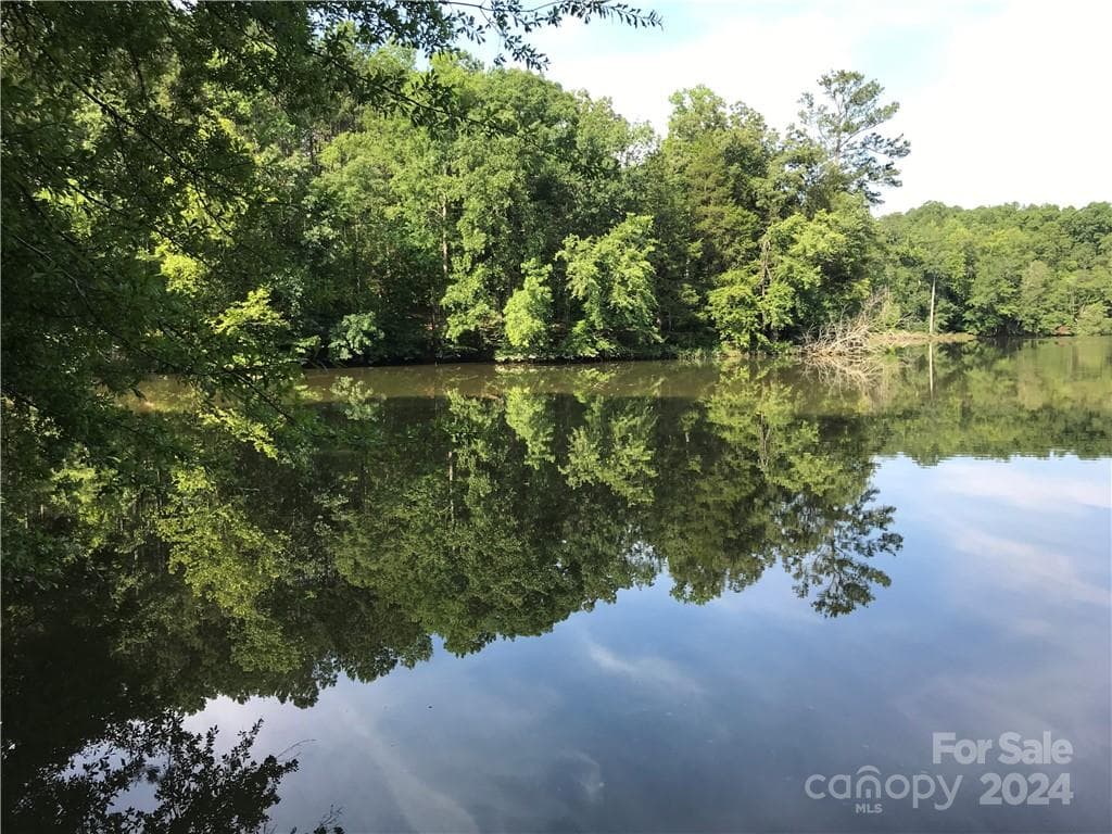 Lot at 2793 Catawba Road, Great Falls, photo 5 of 14