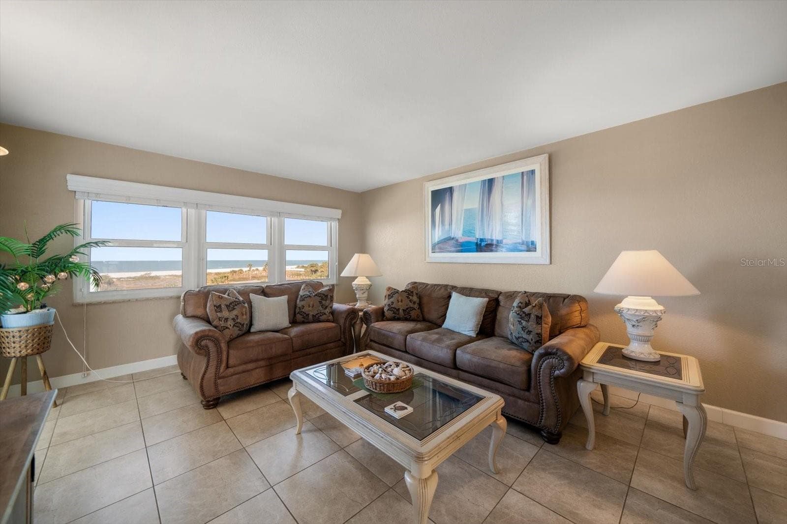 Condominium at 1230 GULF BLVD #402, CLEARWATER BEACH, photo 10 of 43