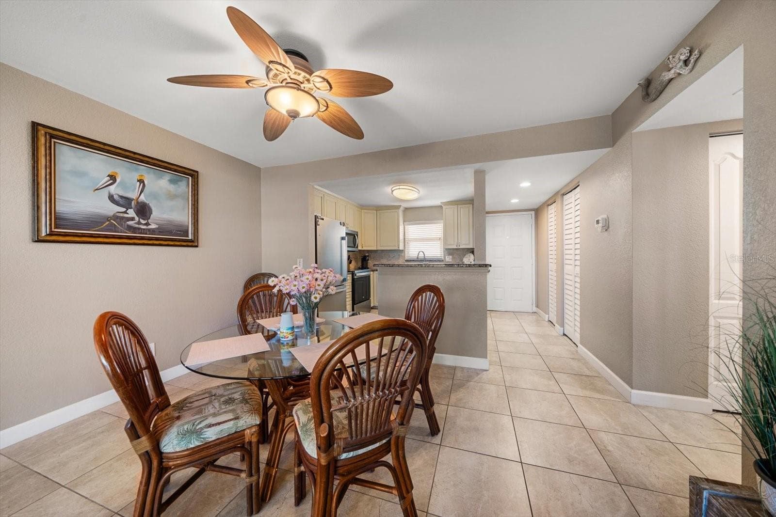 Condominium at 1230 GULF BLVD #402, CLEARWATER BEACH, photo 13 of 43