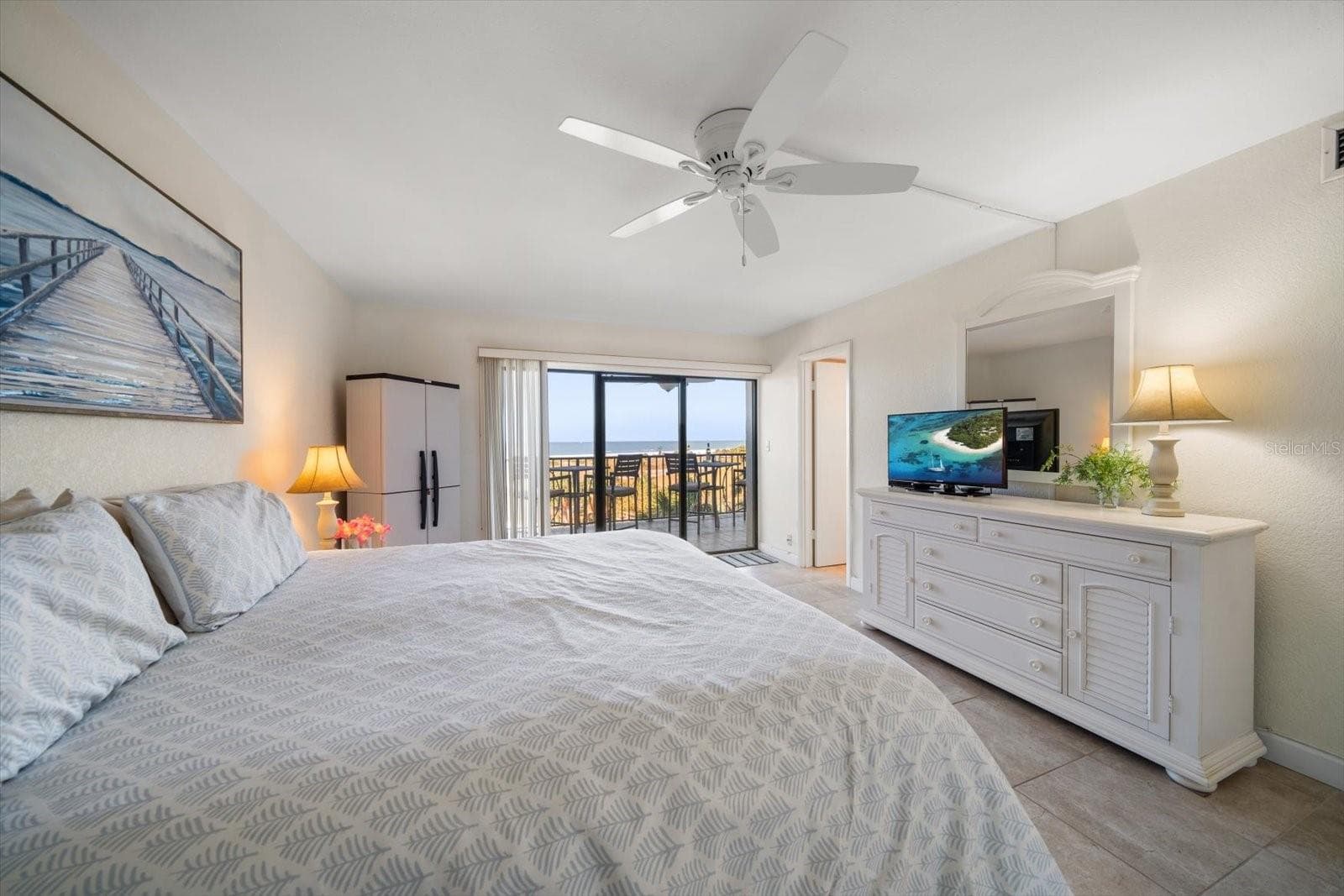 Condominium at 1230 GULF BLVD #402, CLEARWATER BEACH, photo 22 of 43