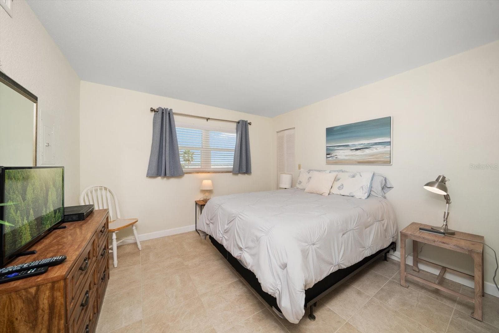 Condominium at 1230 GULF BLVD #402, CLEARWATER BEACH, photo 27 of 43