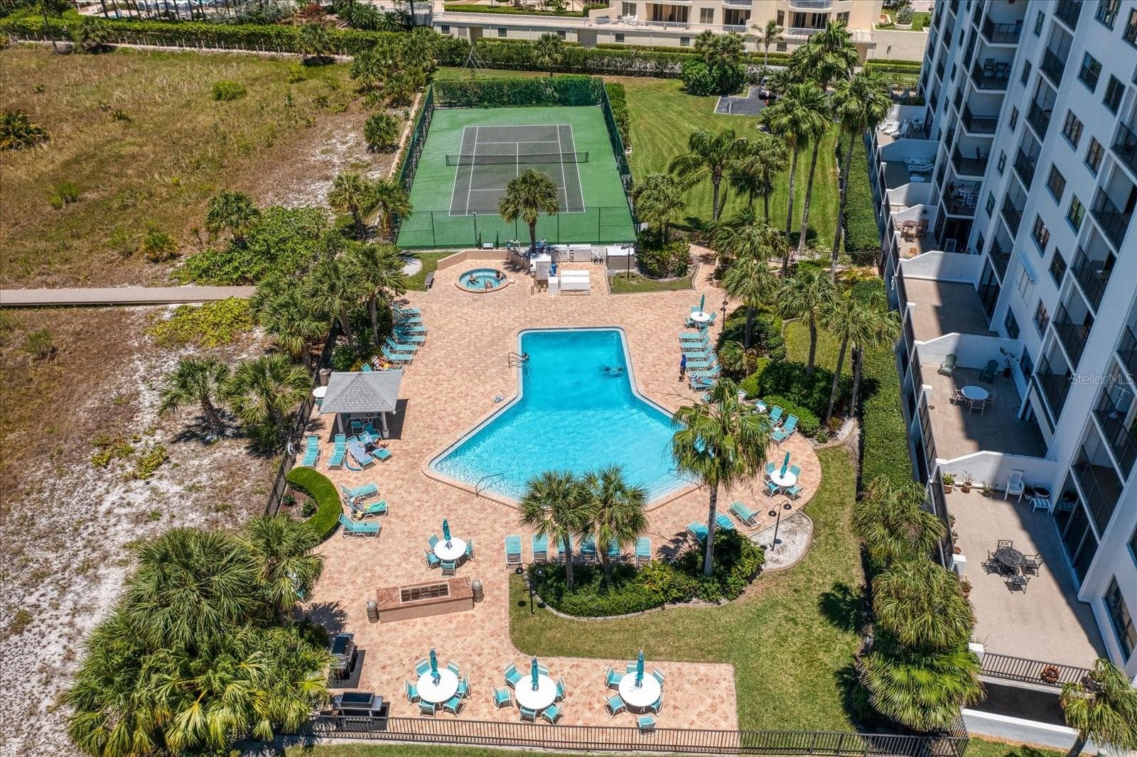 Condominium at 1230 GULF BLVD #402, CLEARWATER BEACH, photo 41 of 43
