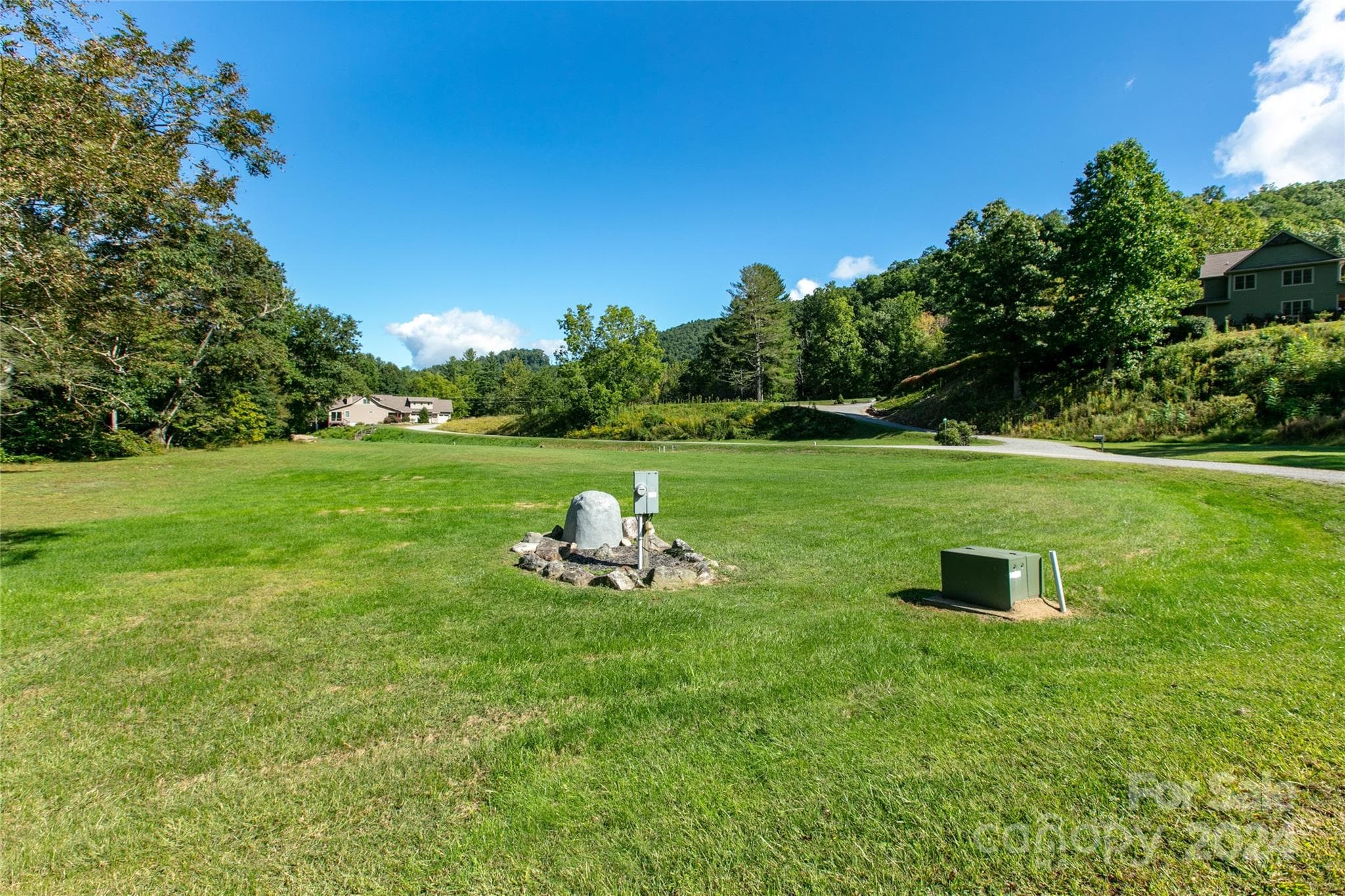 Lot at Canton, photo 5 of 8