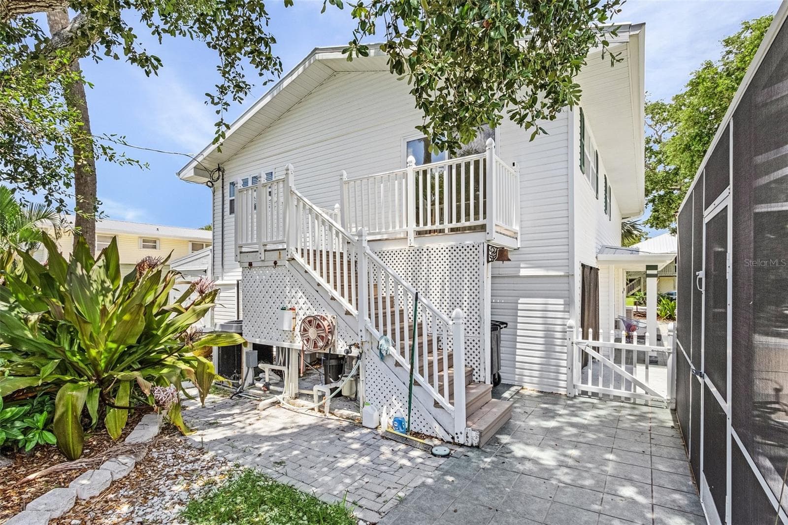 Single Family Residence at 140 BAY MAR DR, FORT MYERS BEACH, photo 28 of 37