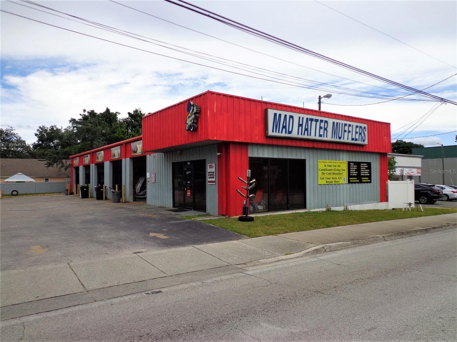 715 WEST WATERS AVE