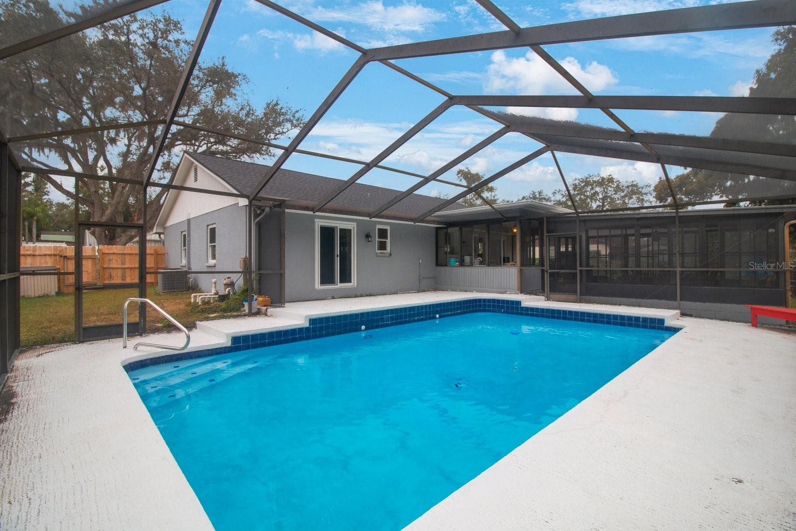 Single Family Residence at 1009 BLACK KNIGHT DR, VALRICO, photo 48 of 62