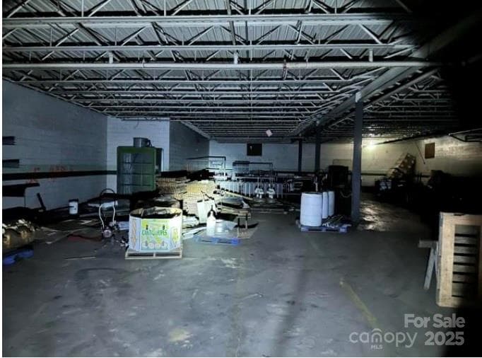 Warehouse - Lenoir