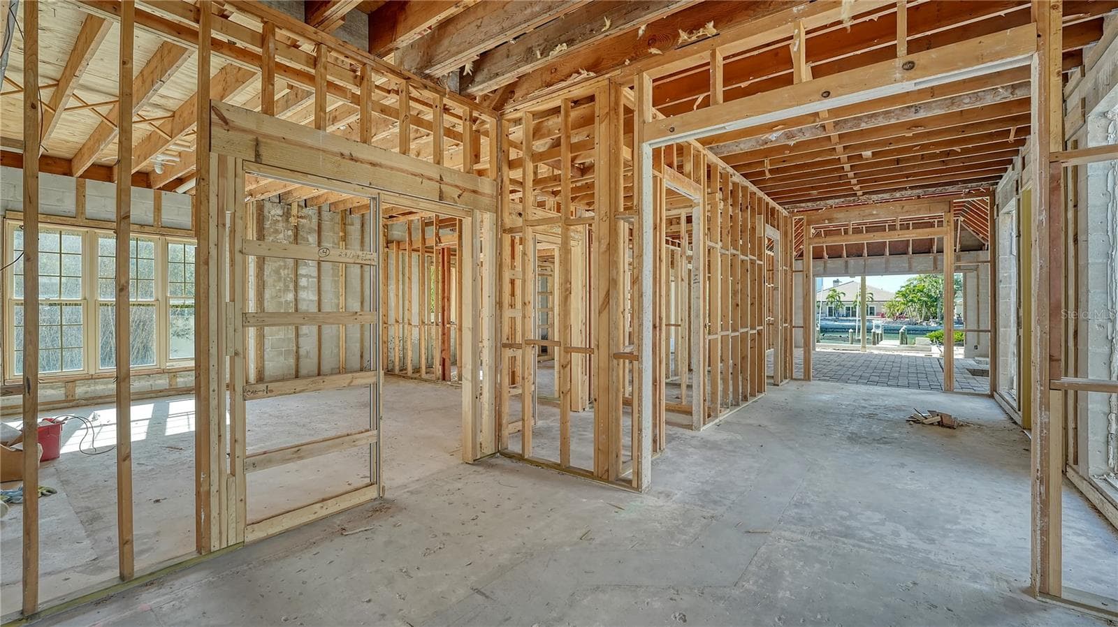Single Family Residence at 515 S WASHINGTON DR, SARASOTA, photo 16 of 22