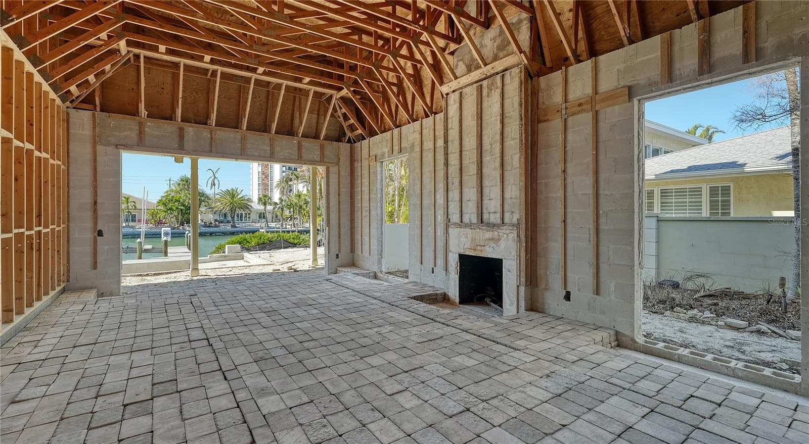Single Family Residence at 515 S WASHINGTON DR, SARASOTA, photo 18 of 22