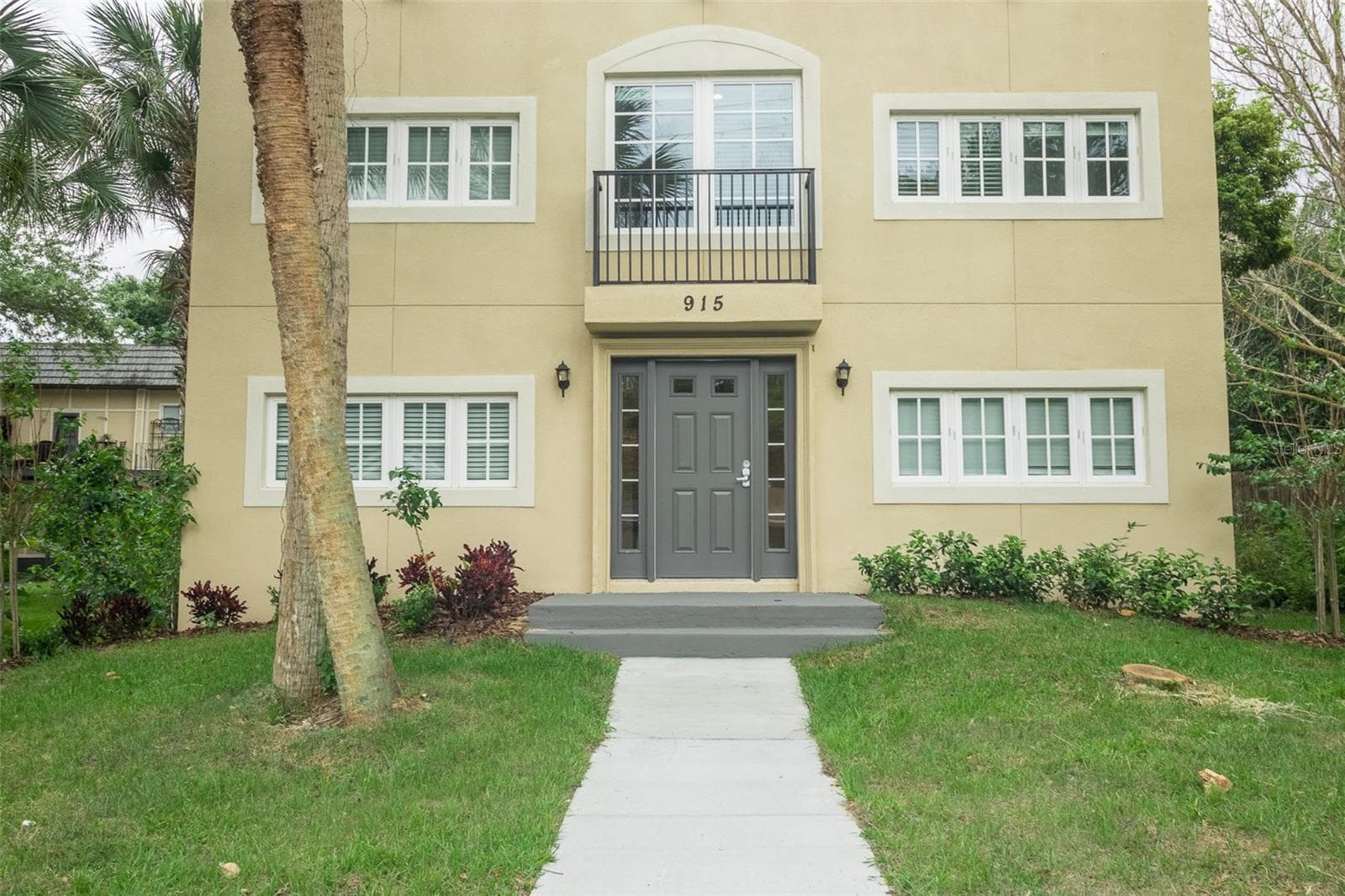 Multi-Family 5+ at 915 E PALMETTO ST, LAKELAND, photo 4 of 65