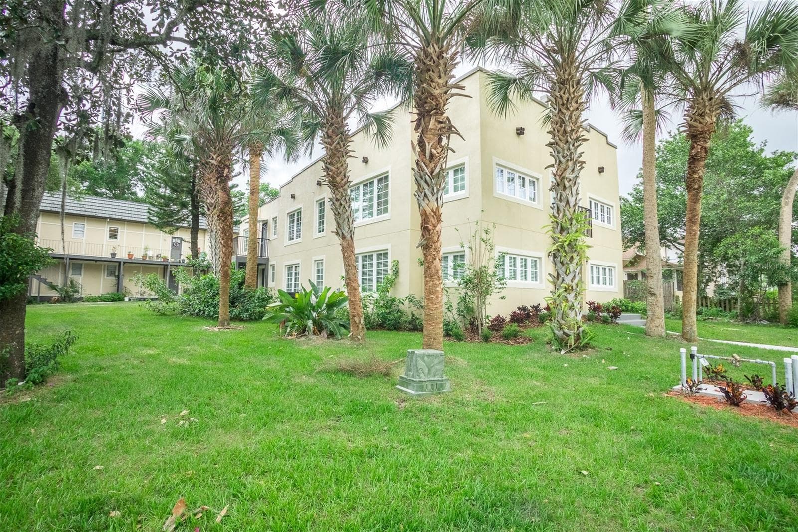 Multi-Family 5+ at 915 E PALMETTO ST, LAKELAND, photo 5 of 65