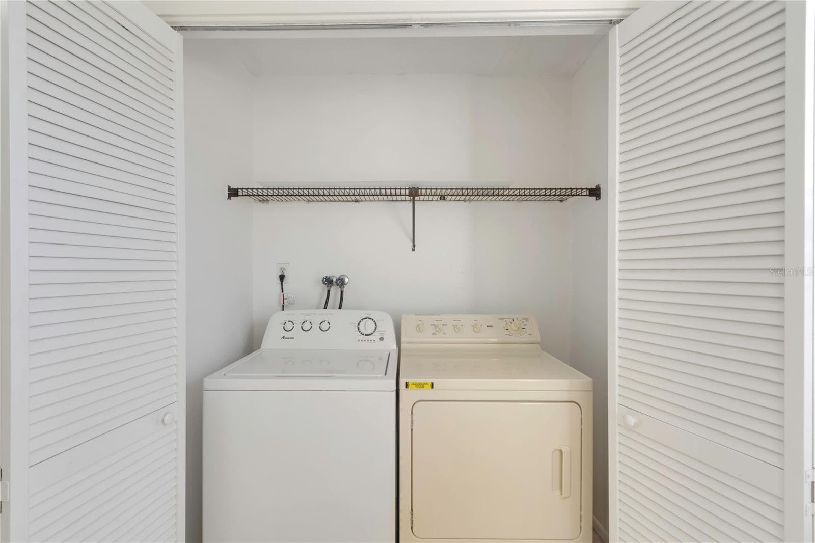 Utility Room - 1034 BOWSPRIT LN, HOLIDAY
