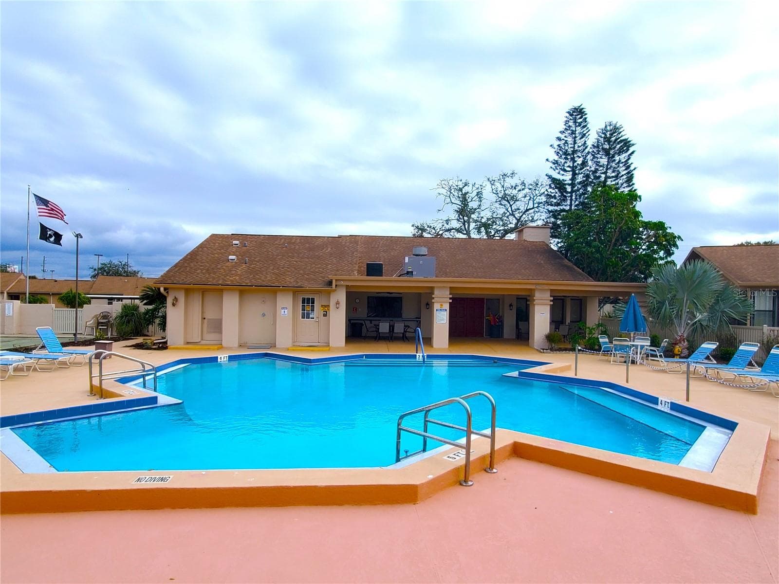 Clubhouse - Pool - 1034 BOWSPRIT LN, HOLIDAY