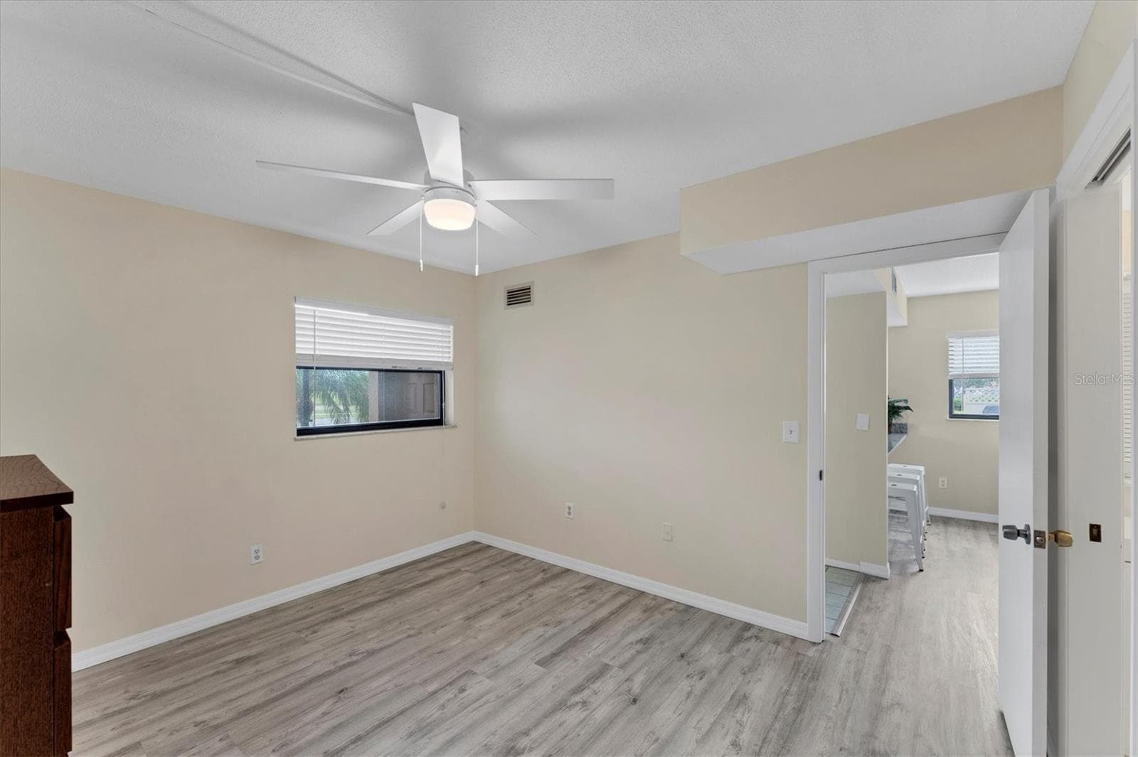 Condominium at 104 CAPRI ISLES BLVD #112, VENICE, photo 23 of 43