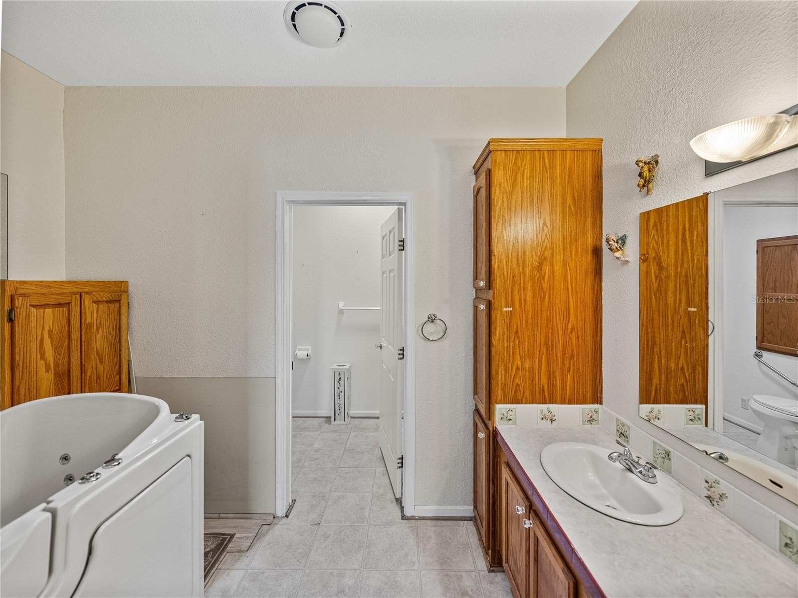 Manufactured Home at 5148 ISLAND VIEW CIR N, POLK CITY, photo 31 of 100