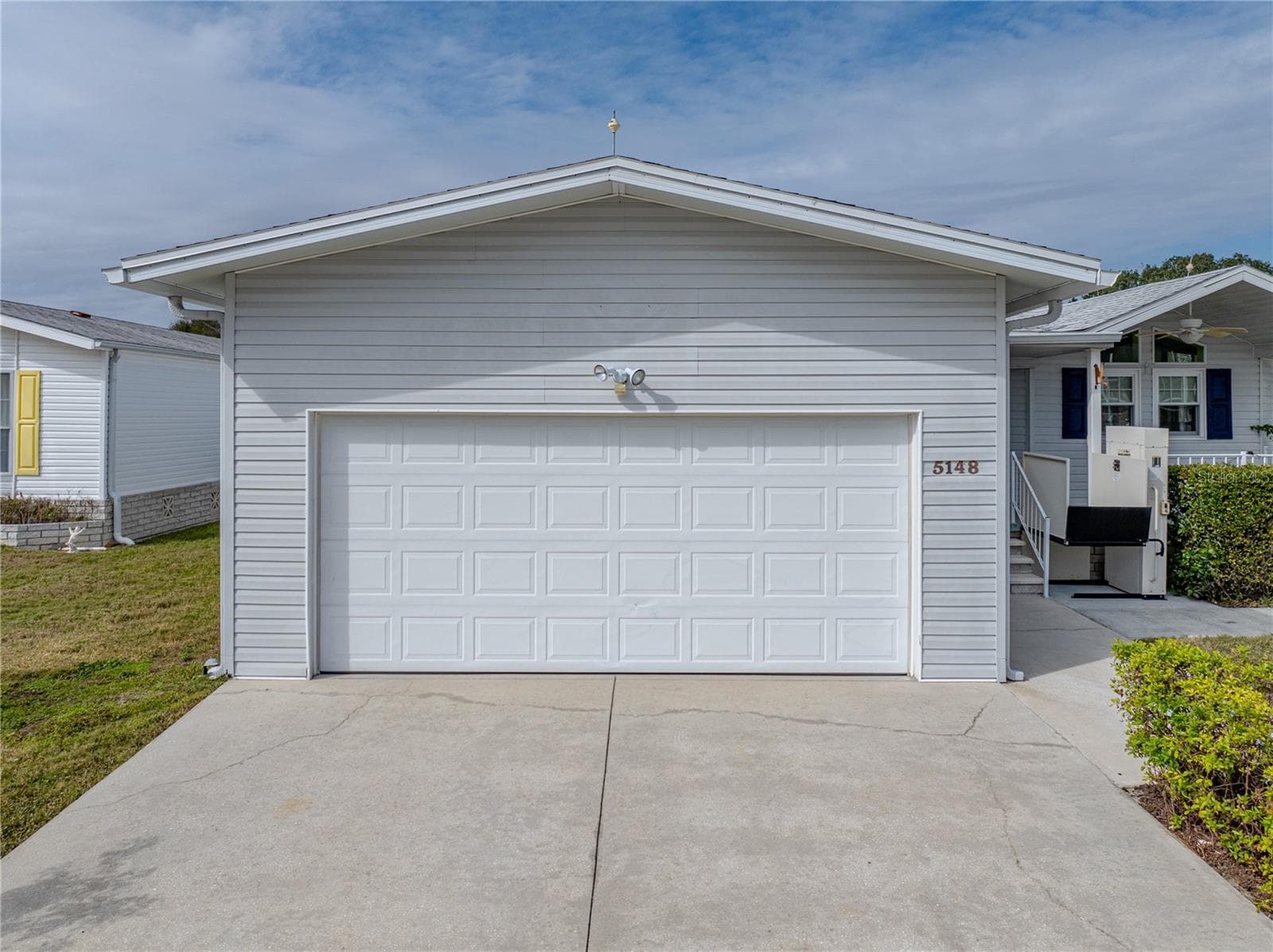 Manufactured Home at 5148 ISLAND VIEW CIR N, POLK CITY, photo 47 of 100