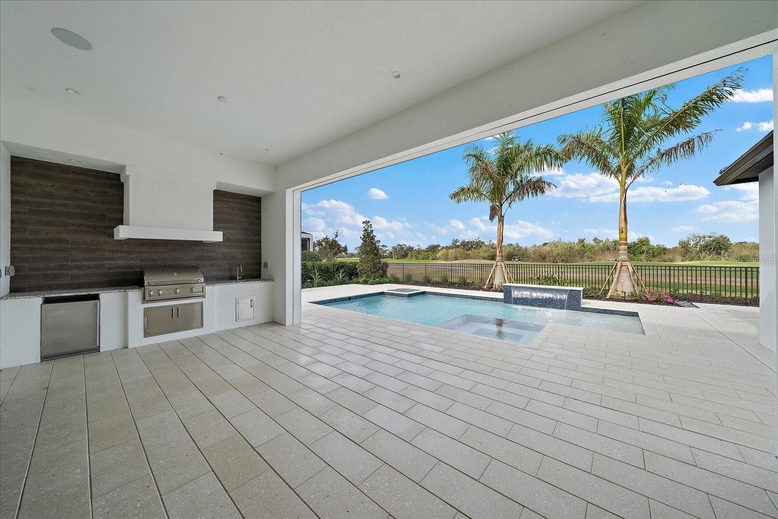 Single Family Residence at 3739 CALEDONIA LN, SARASOTA, photo 33 of 38