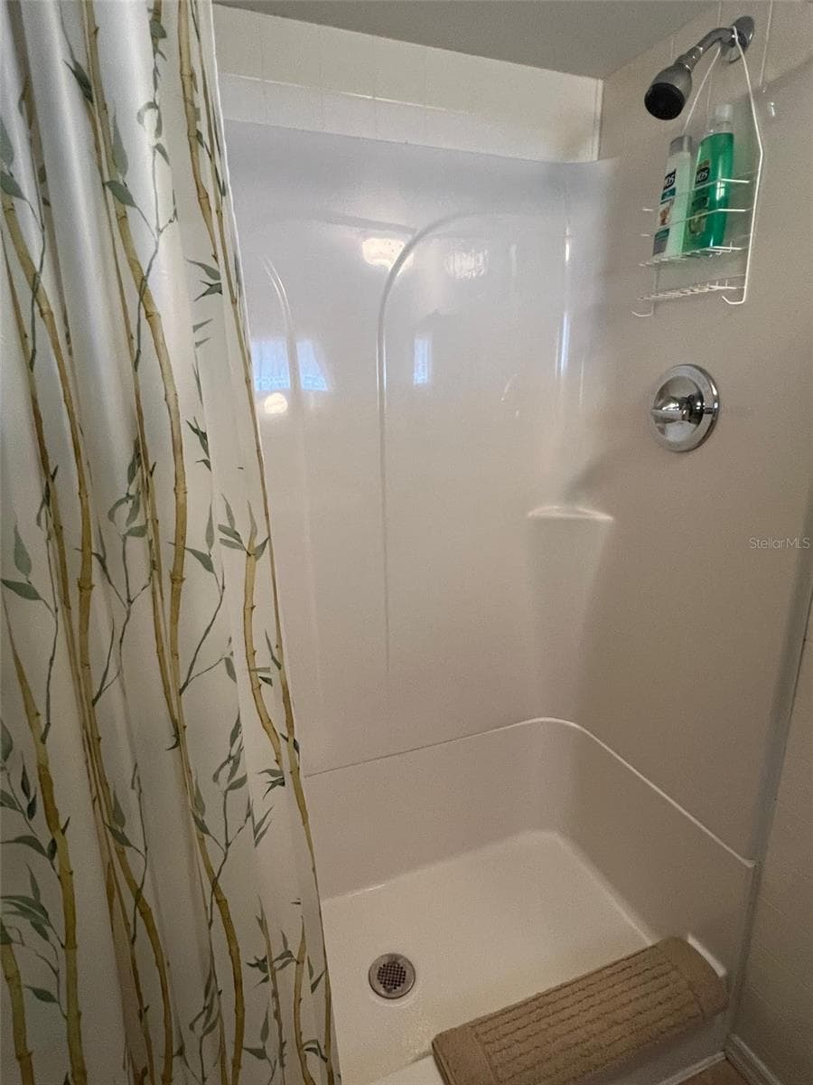 Mobile Home at 11300 124TH AVE #165, LARGO, photo 18 of 25