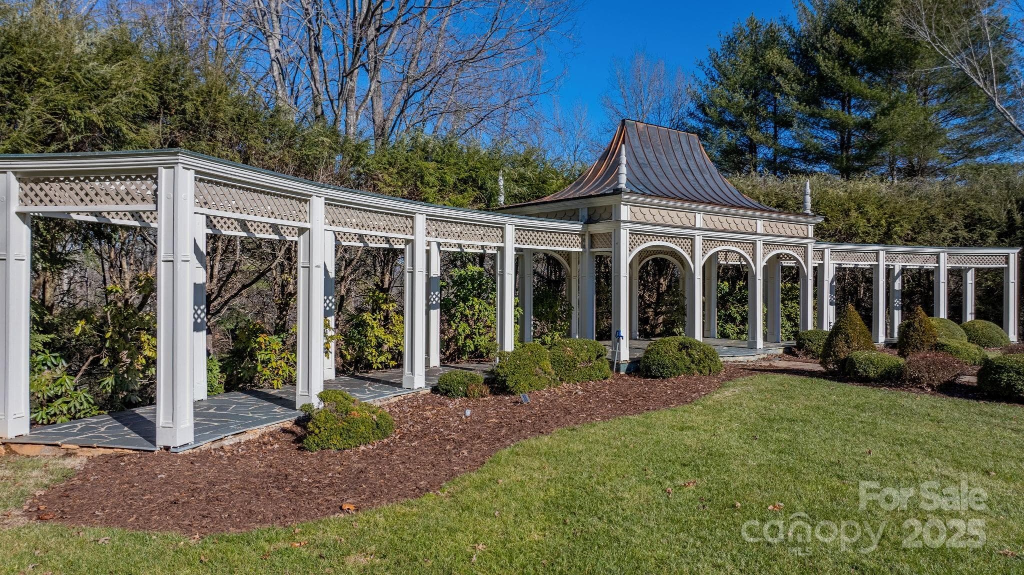 Single Family Residence at Lenoir, photo 5 of 48