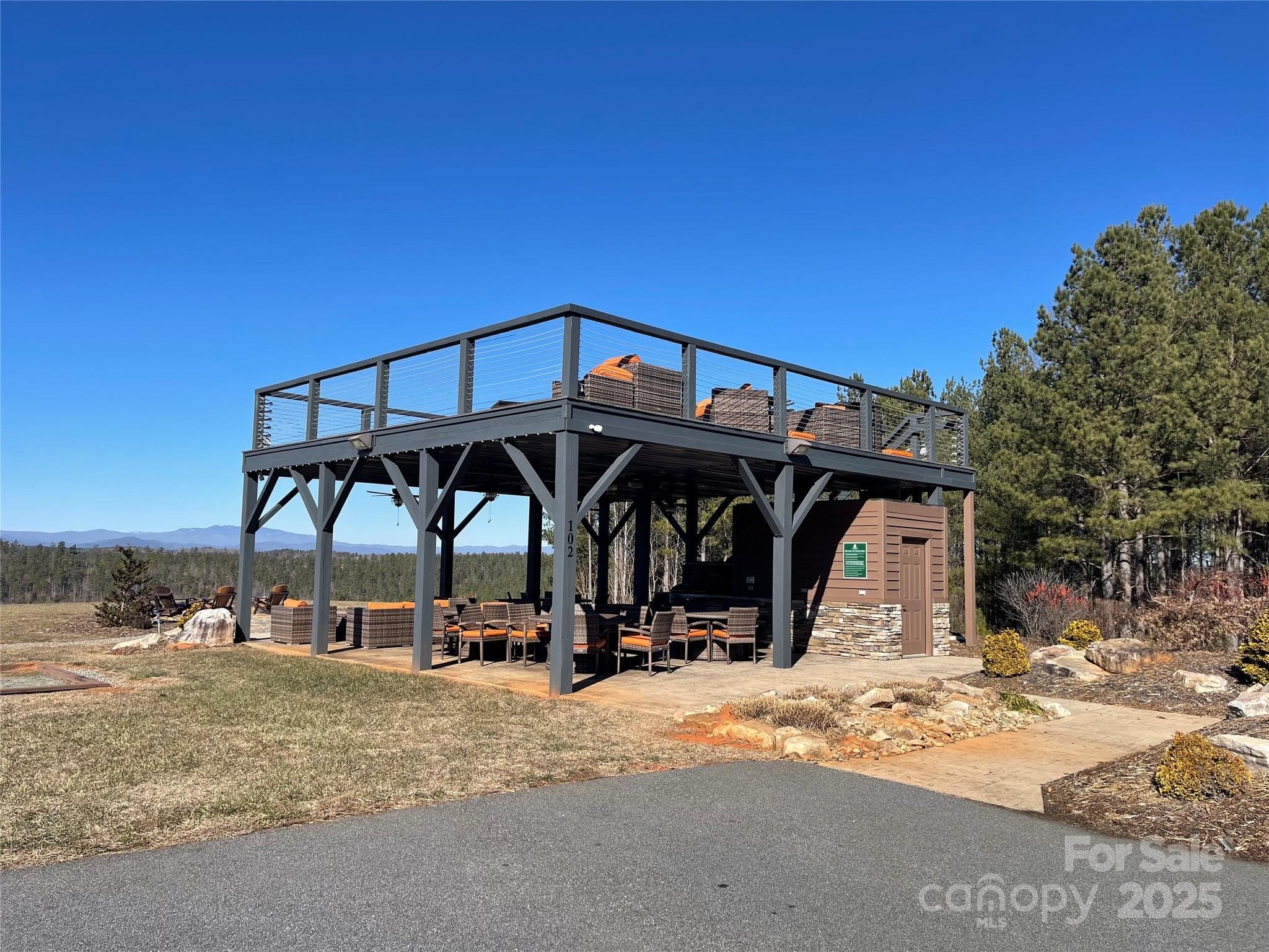 Multilevel common area. - 109 Shortoff Trail, Valdese