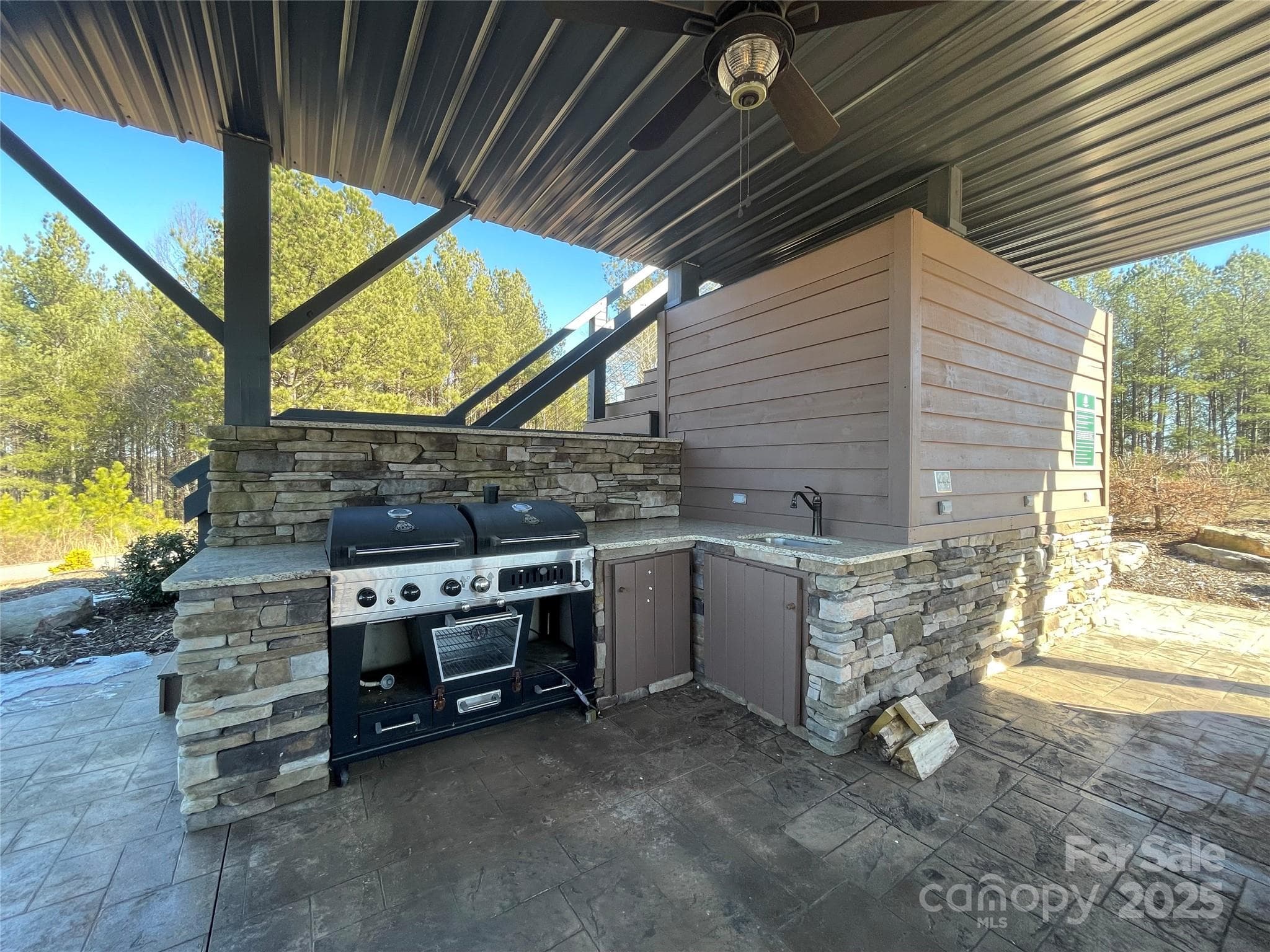 Gas grill under the viewing/sitting area. Common area for recreational use. - 109 Shortoff Trail, Valdese