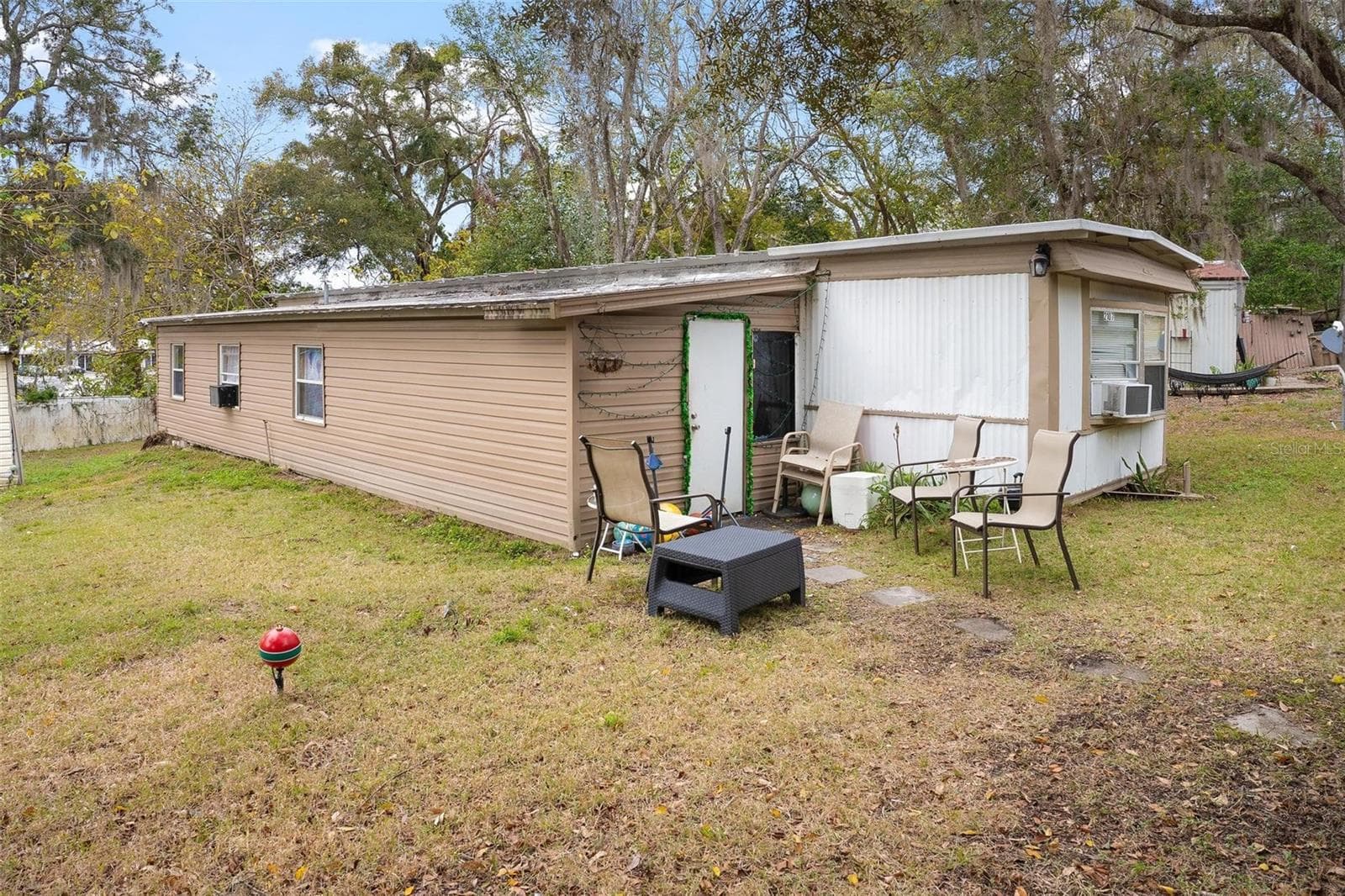 2107 Hialeah - 2107 HIALEAH AVE, LEESBURG
