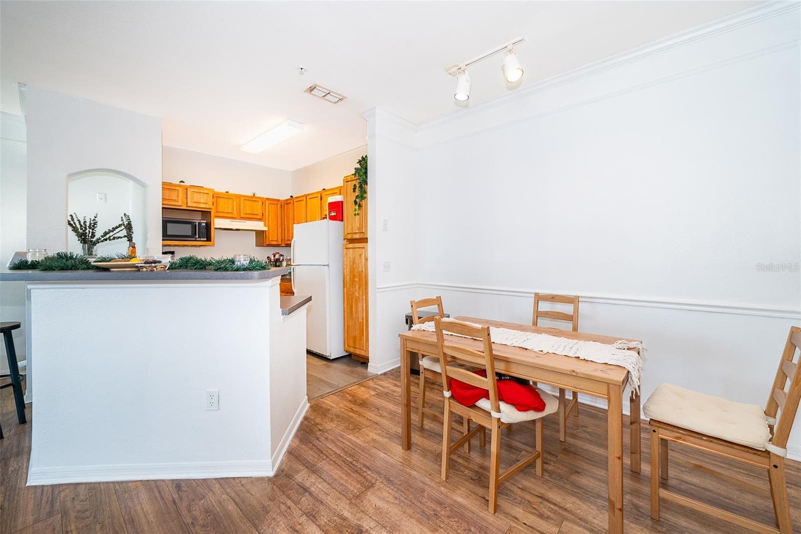 Condominium at 6413 ASTOR VILLAGE AVE #305, ORLANDO, photo 9 of 16