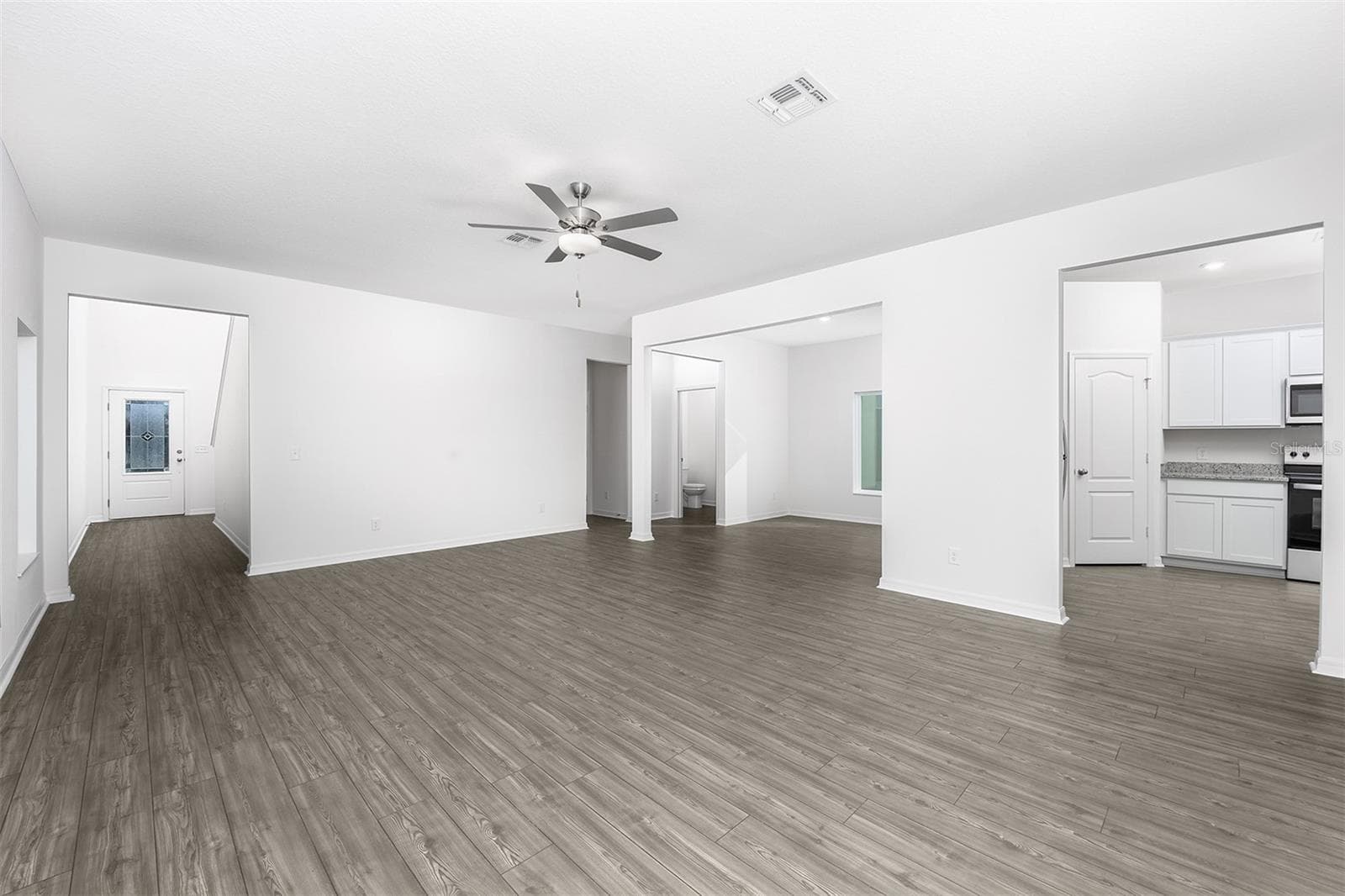 Single Family Residence at 3732 BERGAMOT ST, LAKE ALFRED, photo 5 of 19