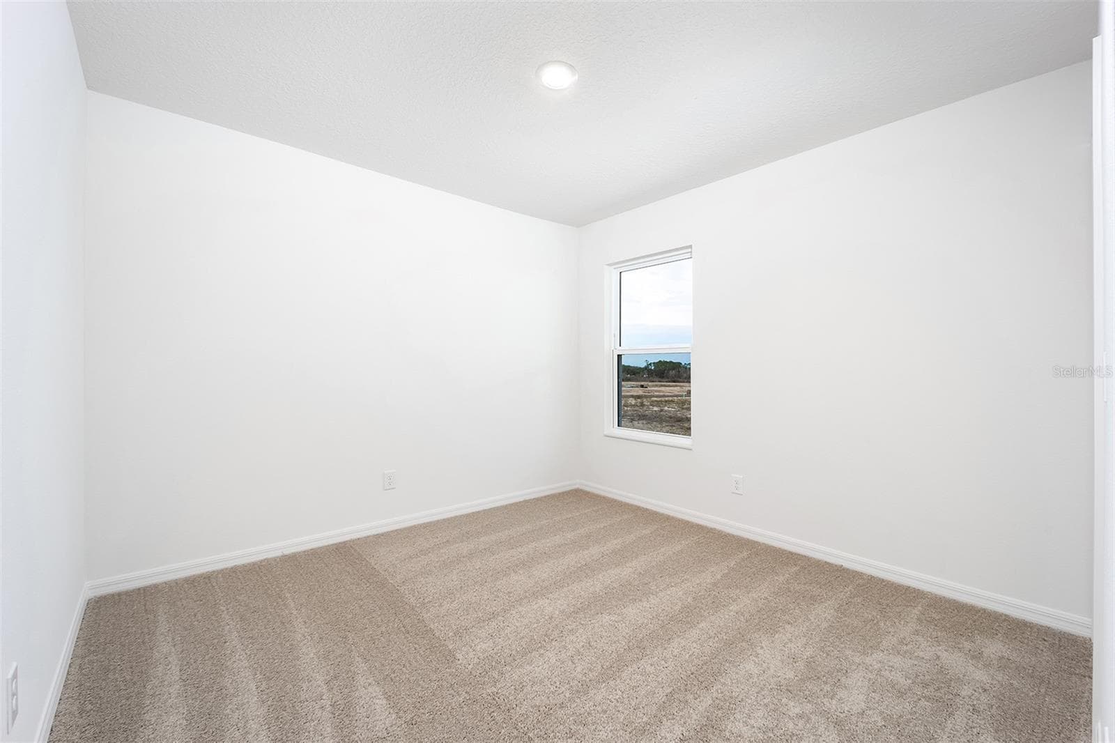 Single Family Residence at 3732 BERGAMOT ST, LAKE ALFRED, photo 15 of 19
