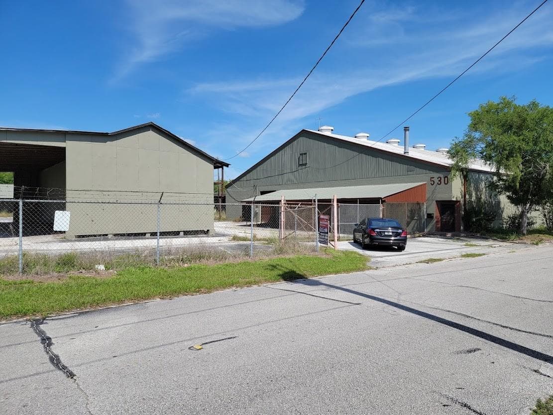 530 NW 1ST AVE