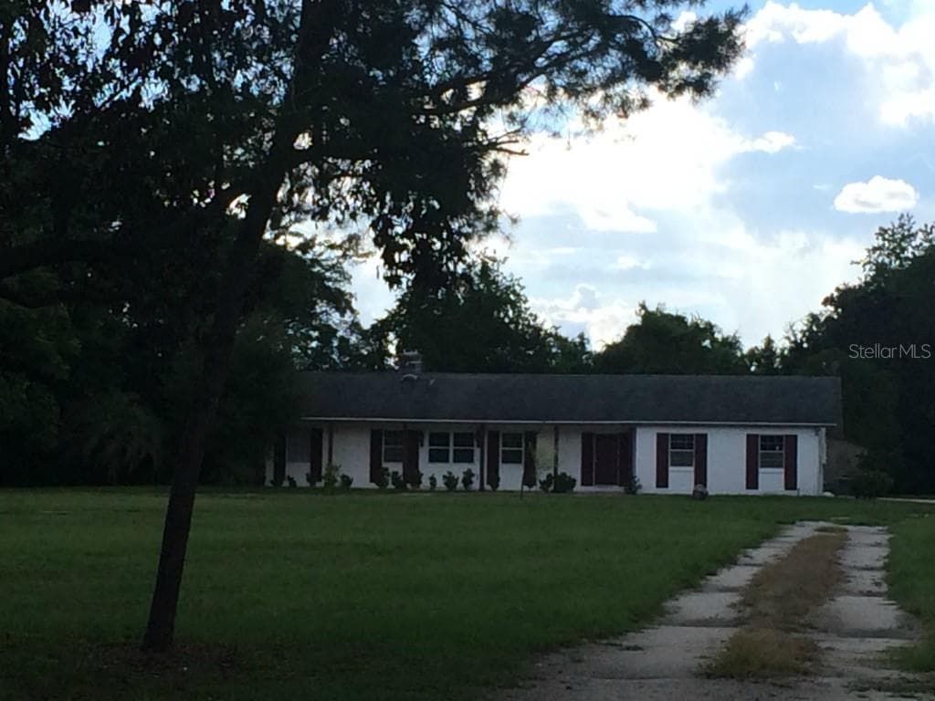 Single Family Residence at 4500 S HIAWASSEE RD, ORLANDO, photo 2 of 7