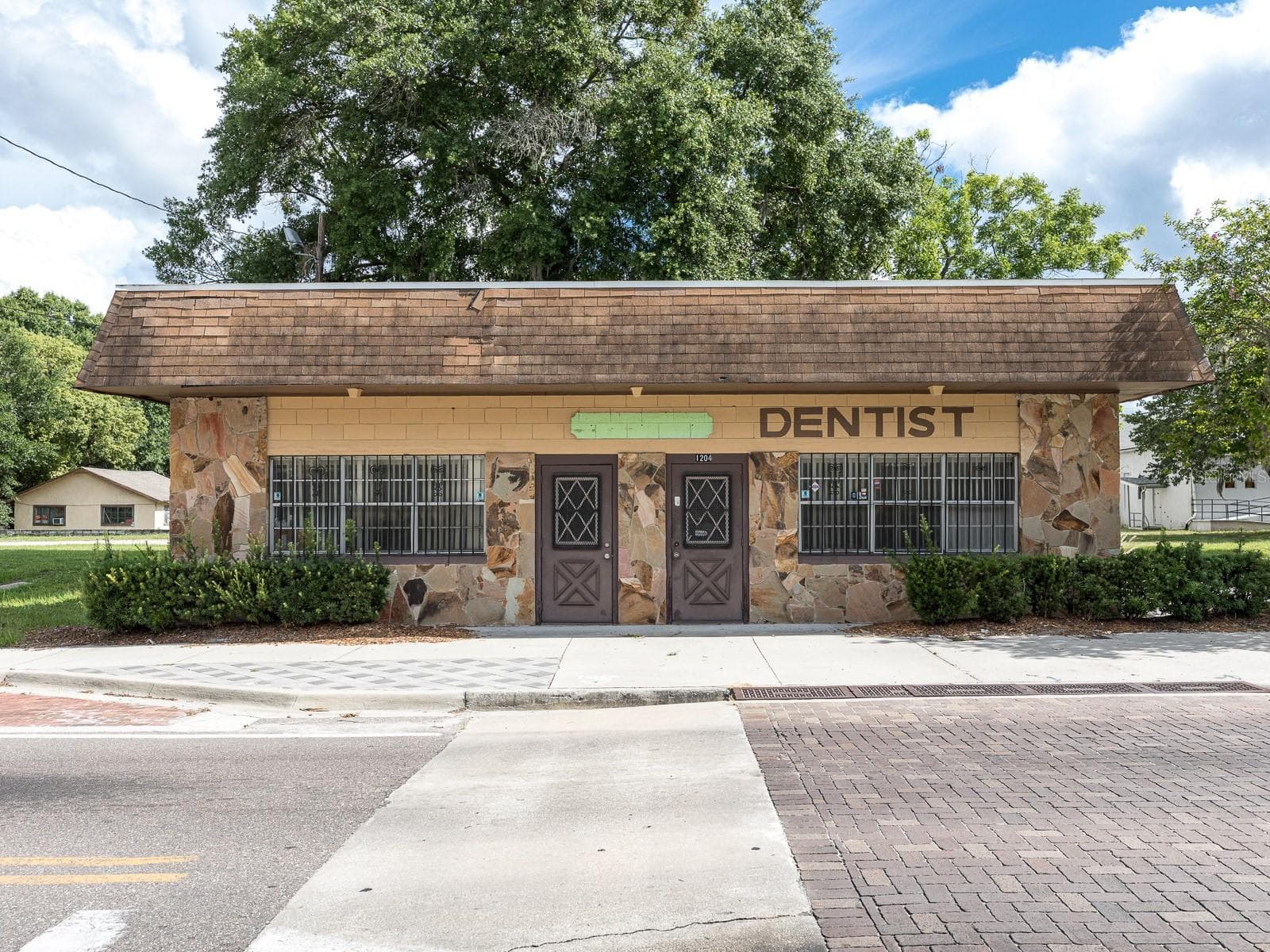 1204 HISTORIC GOLDSBORO BLVD