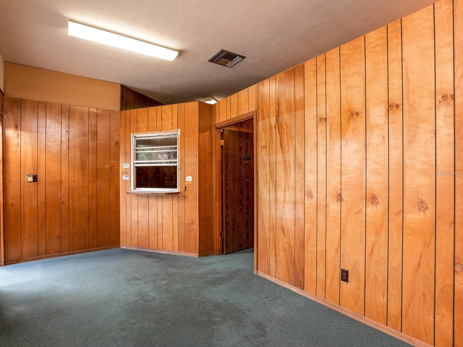 Office at 1204 HISTORIC GOLDSBORO BLVD, SANFORD, photo 7 of 20