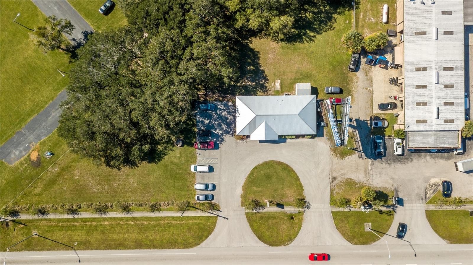 Office at 1680 IRLO BRONSON MEMORIAL HWY, KISSIMMEE, photo 31 of 39