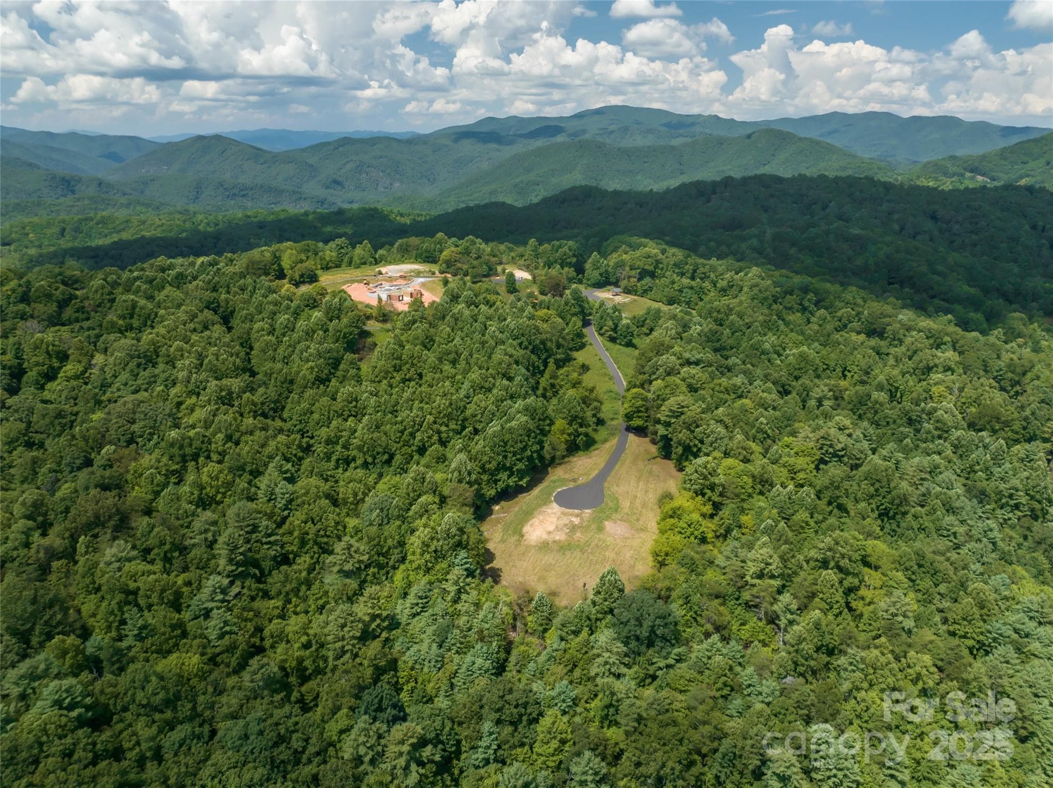 Cleared Level homesite at end of cul-de-sac - Marshall
