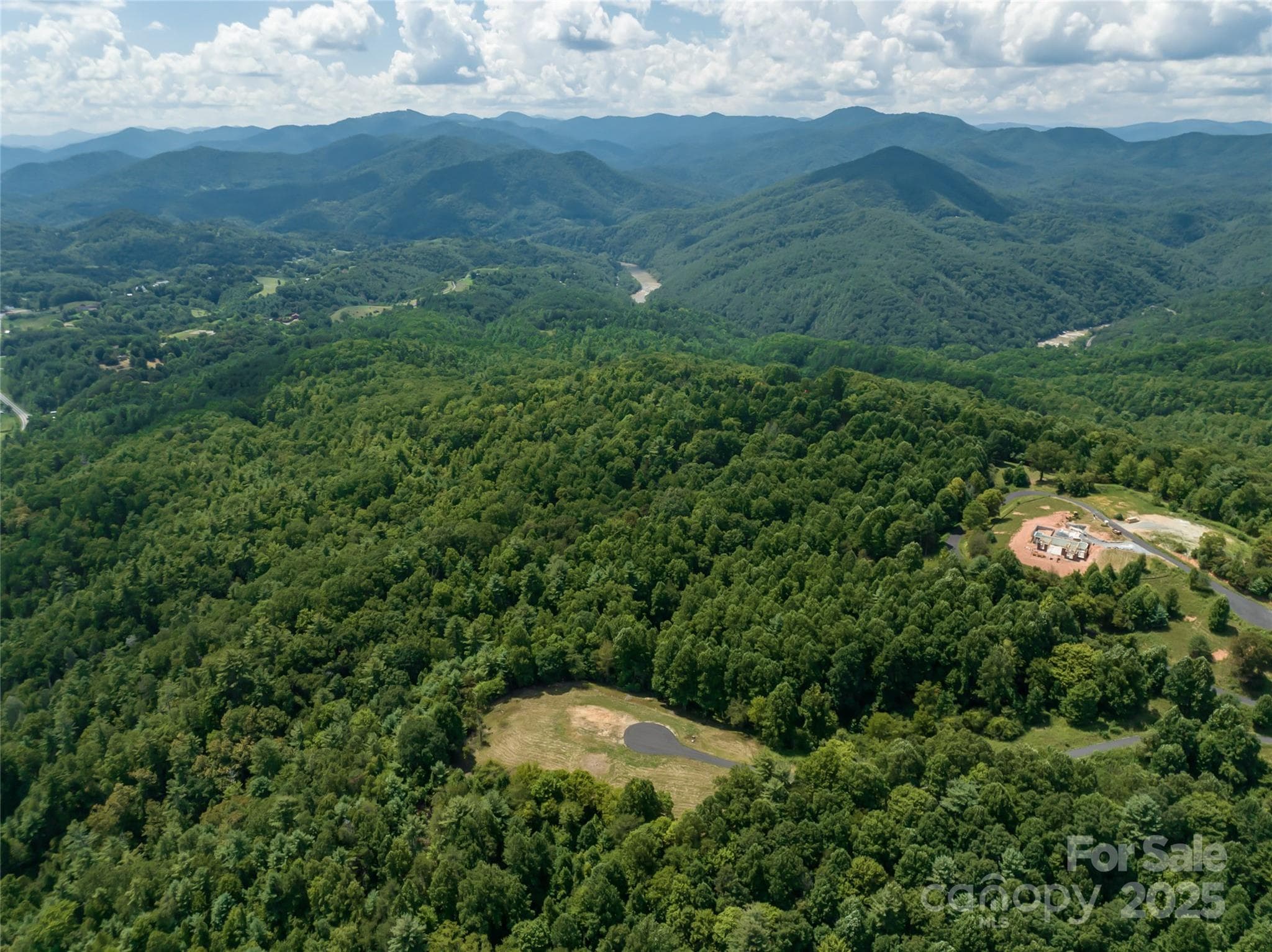 Cleared Level homesite at end of cul-de-sac - Marshall