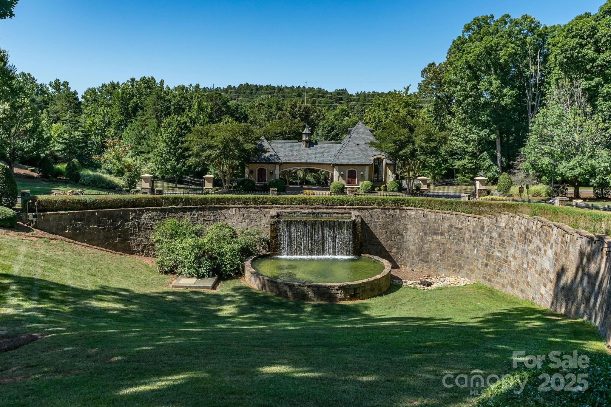 Lot at Belmont, photo 10 of 38