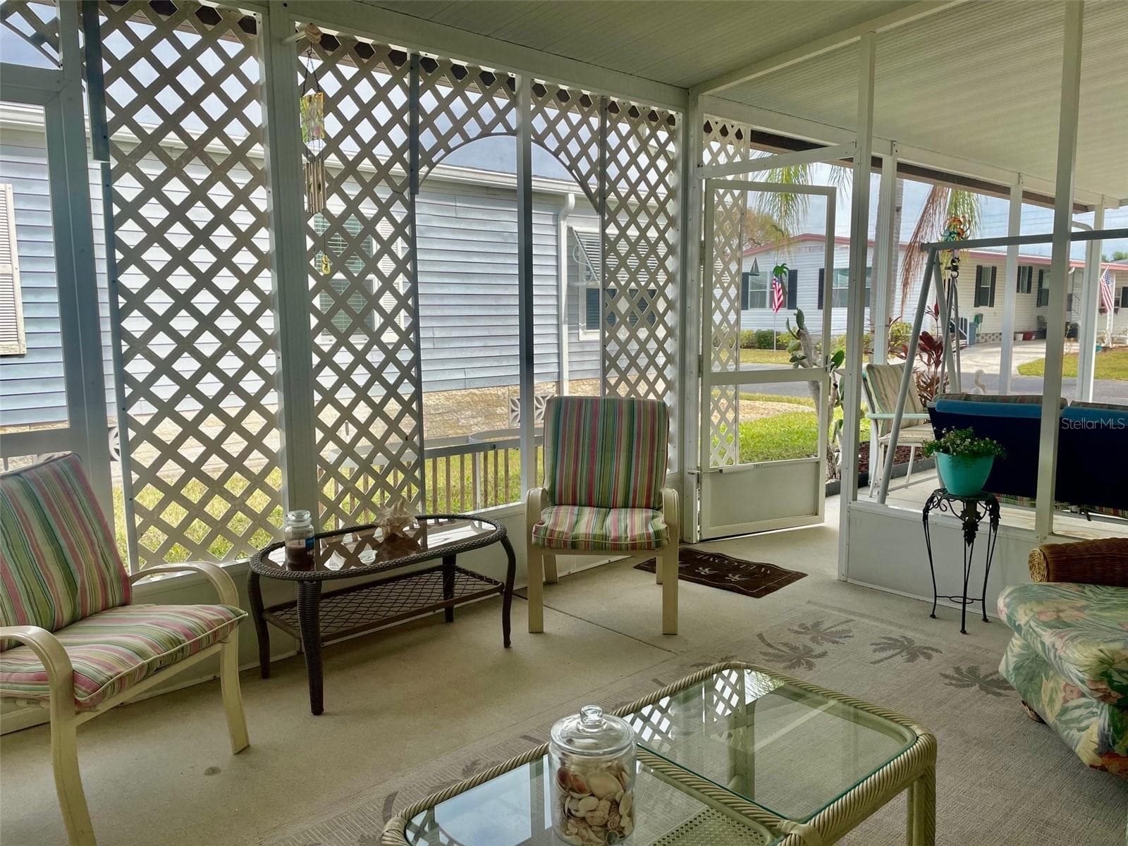 Outdoor Entertaining - 5707 45TH ST E #90, BRADENTON