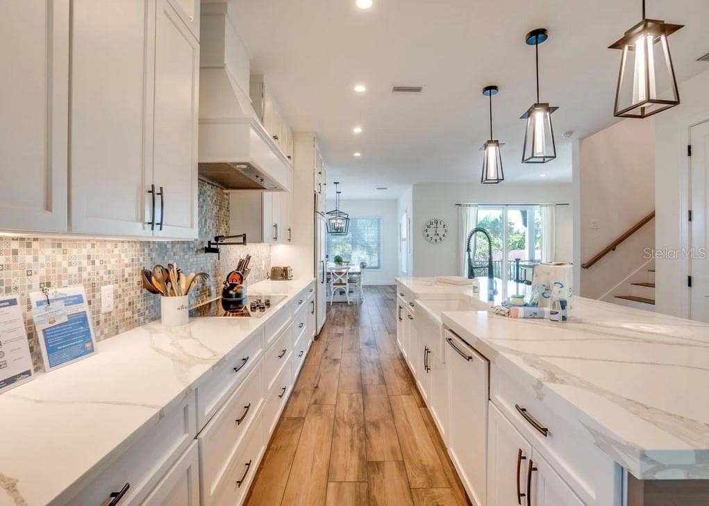 Kitchen - 9403 GULF DR, ANNA MARIA