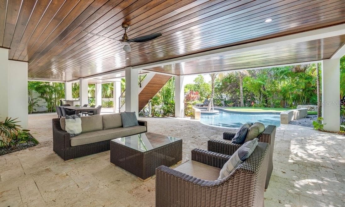 Outdoor Living Space - 9403 GULF DR, ANNA MARIA