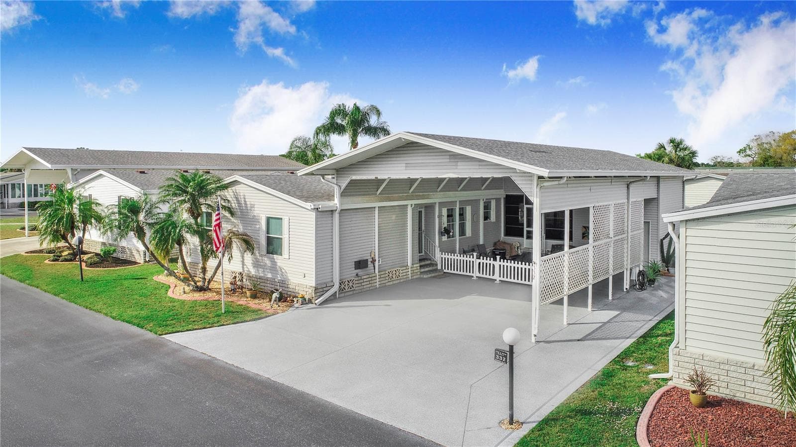 Manufactured Home at 332 FAIRWAY BLVD, FROSTPROOF, photo 11 of 56
